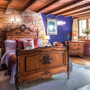  Holiday home Hidden Gem 10mins Walk To Holmfirth, Log Burner Easy Parking United Kingdom
