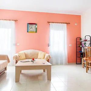  Apartment Work-friendly Apartments, Albania